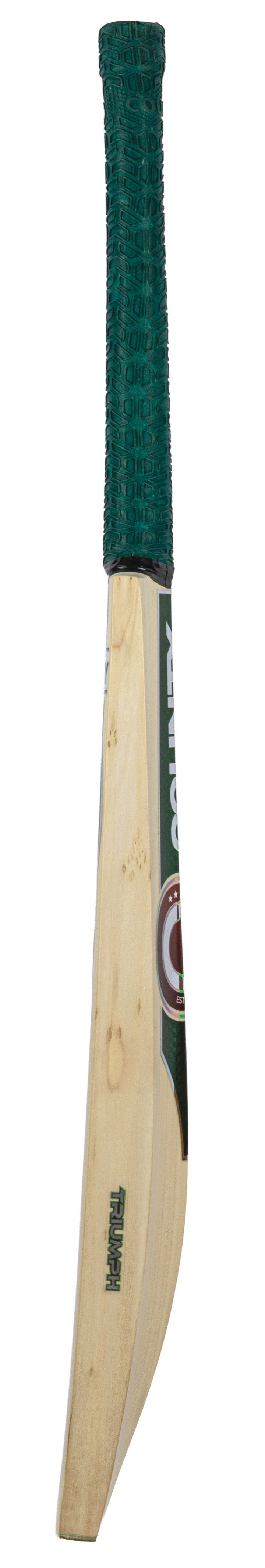 Hunts County Triumph Titan Senior Cricket Bat 2026