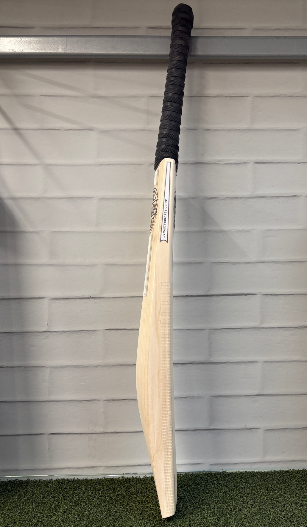 Dynasty Ultra Senior Cricket Bat