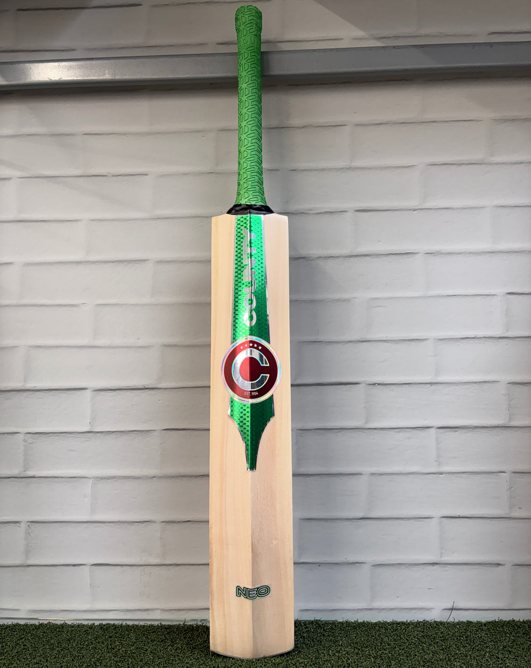 Hunts County Neo Storm Senior Cricket Bat 2026